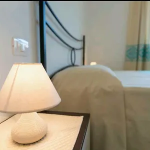 Couette-café Il Girasole, Domus De Maria